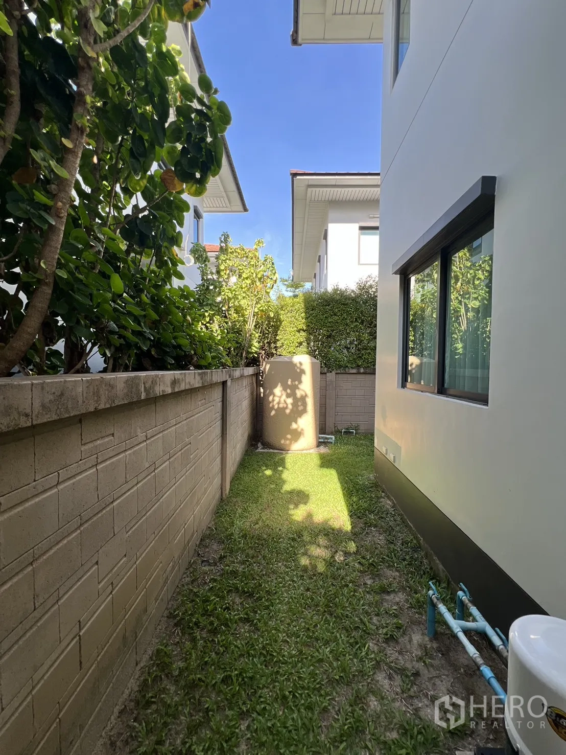 Property Image #3 for property BRE18051