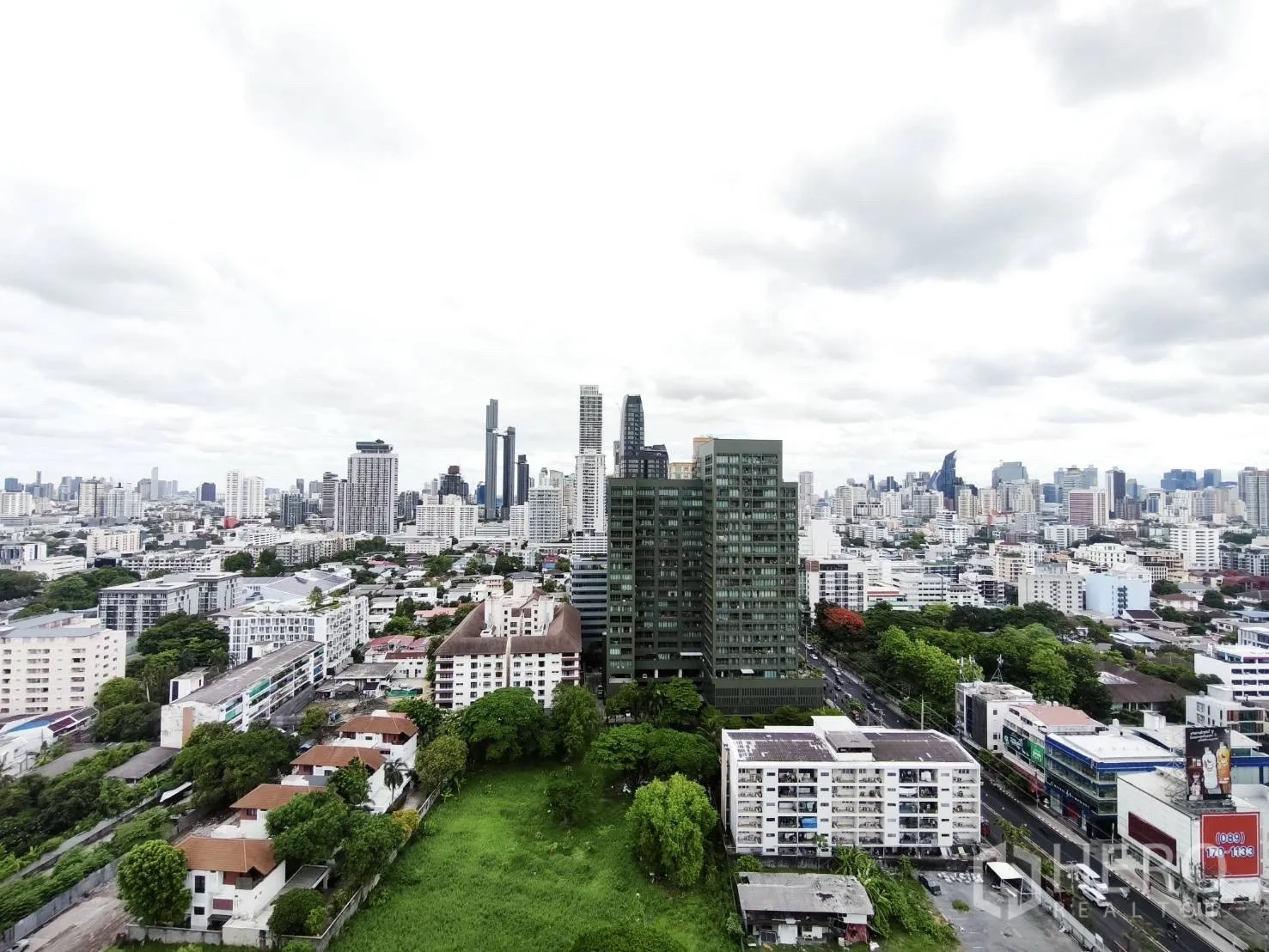 คอนโด for rent in Watthana, Bangkok - ภาพวิวสกายไลน์เมืองจากคอนโด