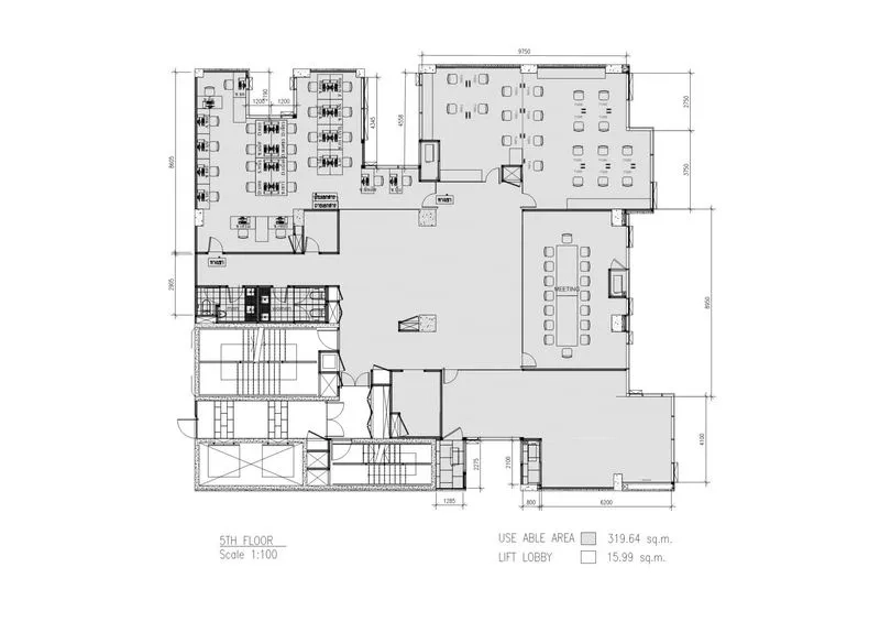 办公空间 出租 - 319平米办公室平面图，标示开放工位、会议室与茶水间