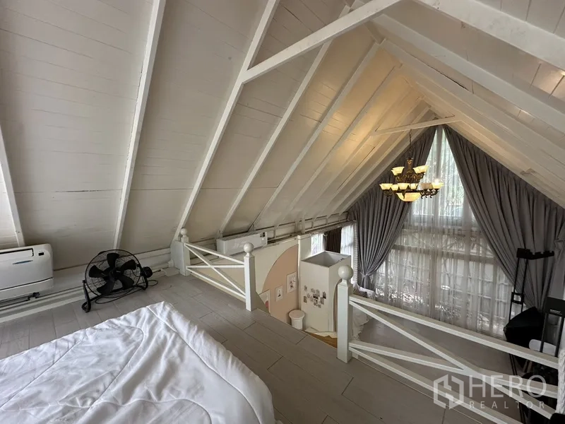 Property Image #18 for property HRE01361