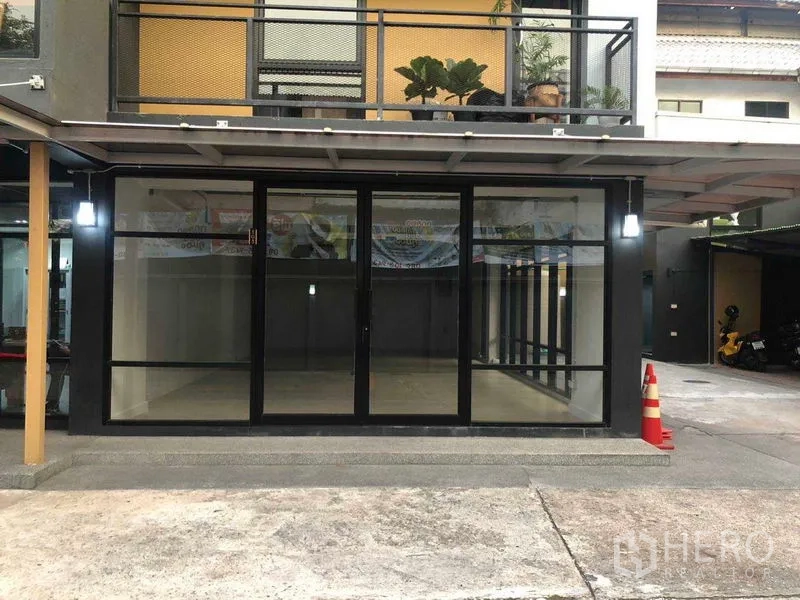 Office Space for rent in Phaya Thai, Bangkok - Front elevation of ground-floor office showing full-height glass frontage.