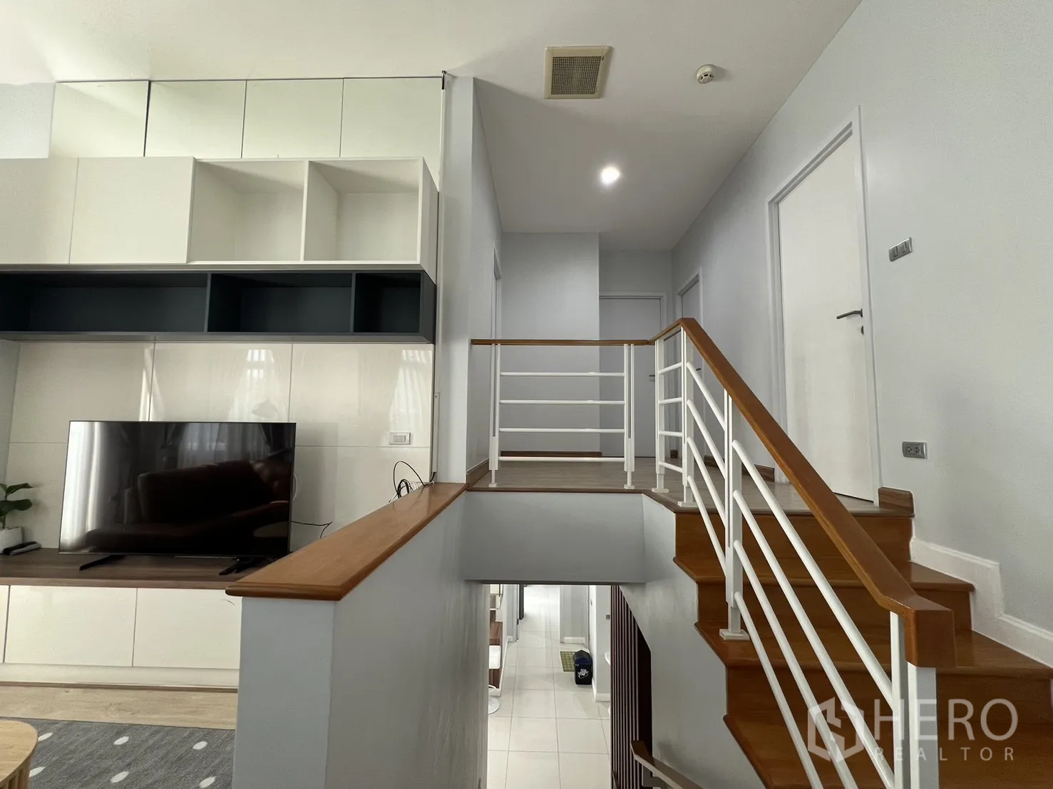 Property Image #46 for property HRE00157