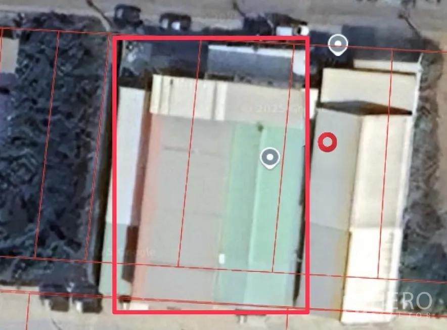 Warehouse for sale in Lam Luk Ka, Pathum Thani - Satellite view highlighting the outlined warehouse plot and property boundaries.