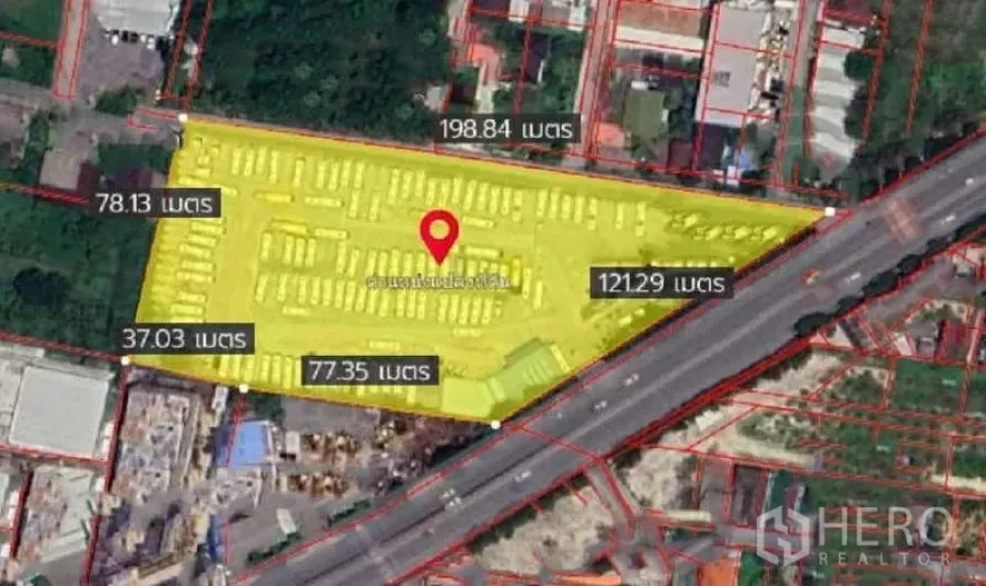 Land for rent in Suan Luang, Bangkok - Aerial map highlighting a large land plot with clear boundaries and main-road frontage in Suan Luang; dimensions are labeled.