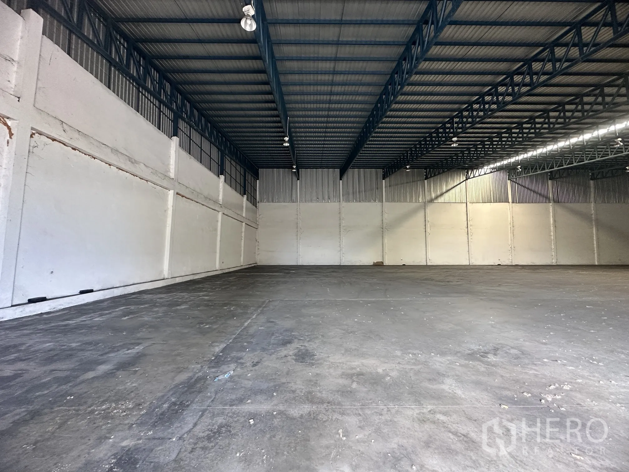Property Image #5 for property HRE00527
