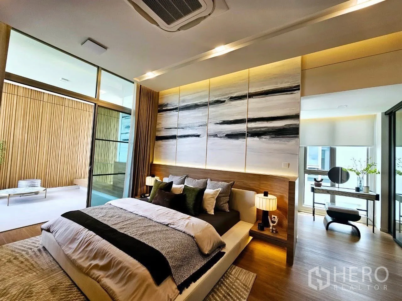 Detached House for rent in Saphan Sung, Bangkok - Bedroom opening to a private terrace plus study nook and large artwork.