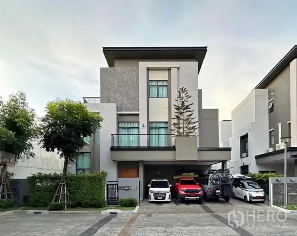 Detached House for rent - Modern three‑storey detached house exterior with carport parking and landscaped greenery.