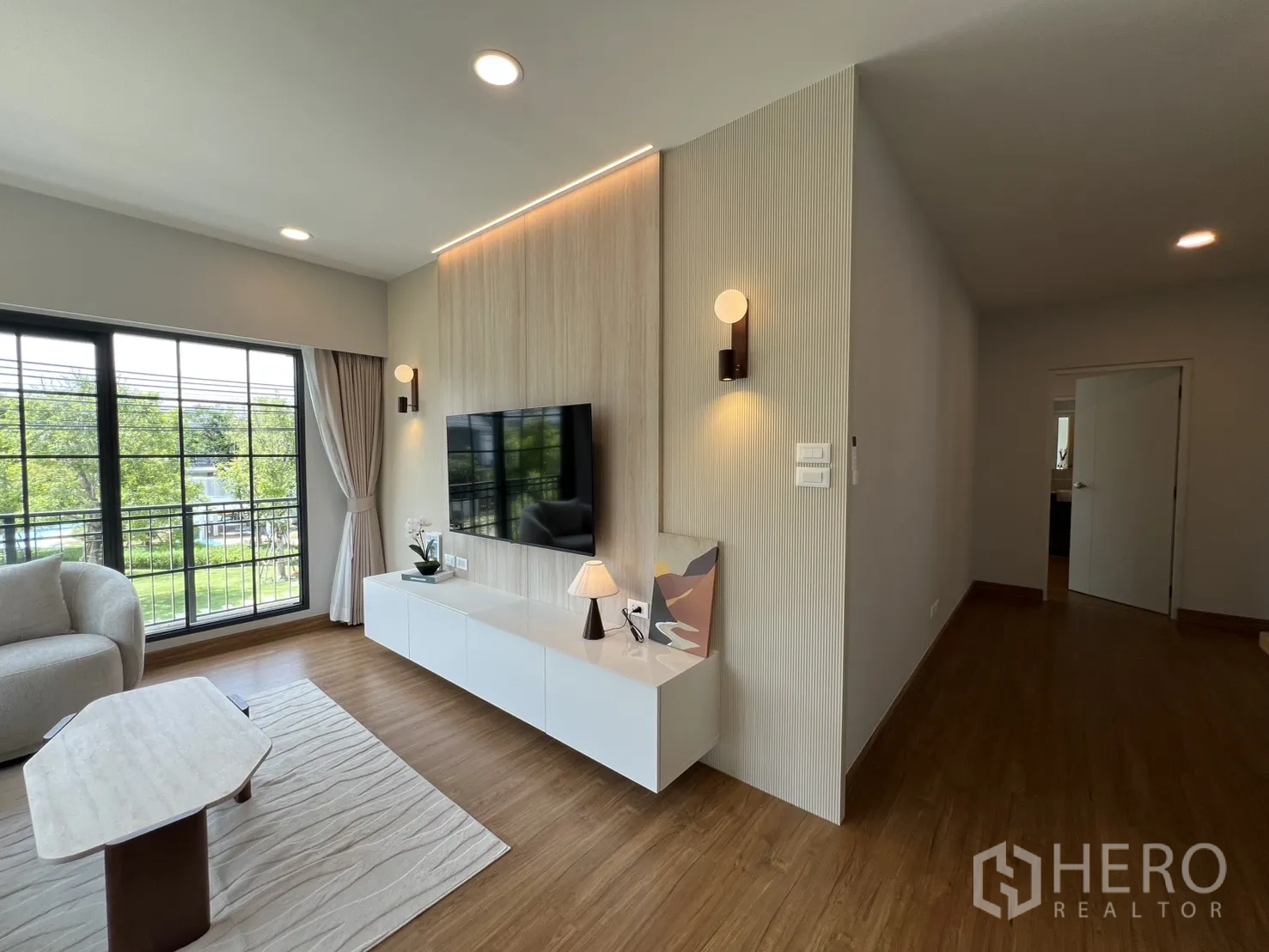 Property Image #32 for property HRE01394