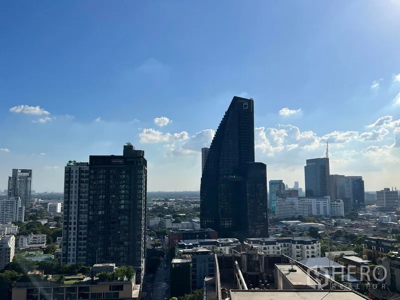 Condominium for rent in Khlong Toei, Bangkok - High-rise Bangkok skyline view from the condominium.
