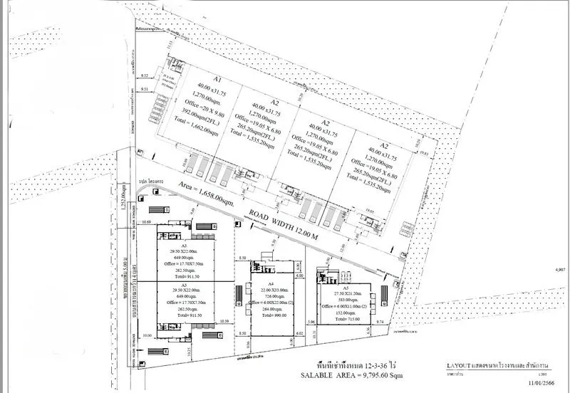 工厂 出租在Bang Pakong, Chachoengsao - 详细布局图，展示地块划分、建筑轮廓与流线及尺寸