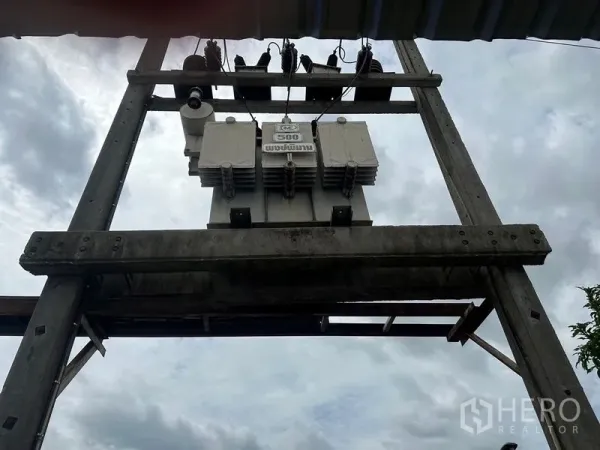 工厂 出租在Lam Luk Ka, Pathum Thani - 场内电力变压器，支持重载三相电。