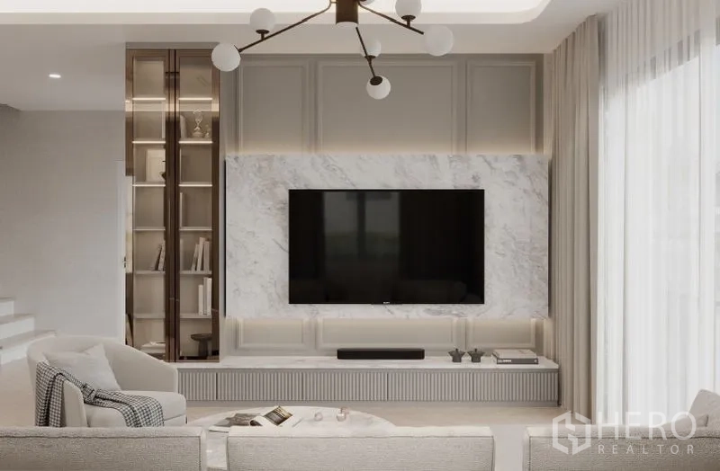 Detached House for rent in Bang Phli, Samut Prakan - Bright living room with floor-to-ceiling curtains, marble TV wall and modern chandelier.