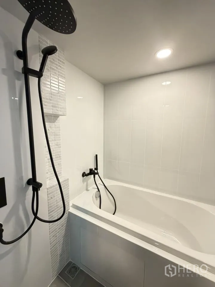 Property Image #1 for property HRE00641
