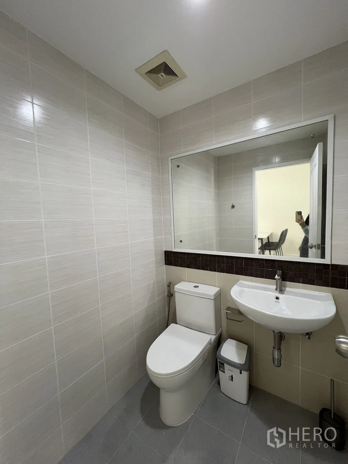 Property Image #22 for property HRE00453
