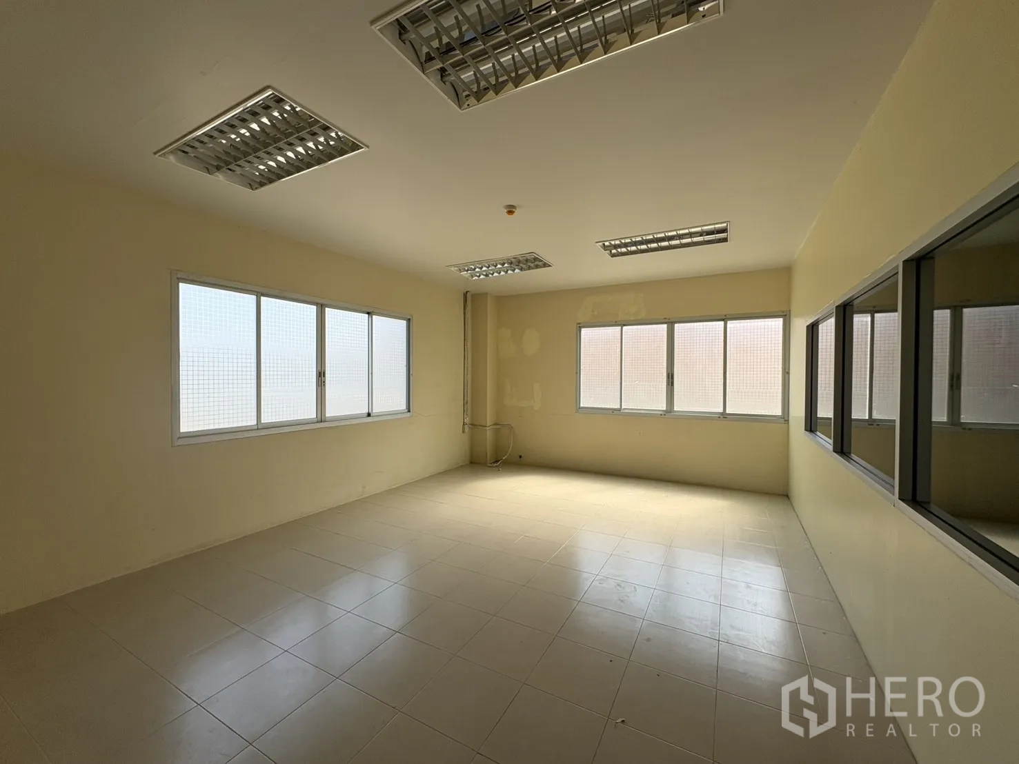 Property Image #17 for property BRE26380