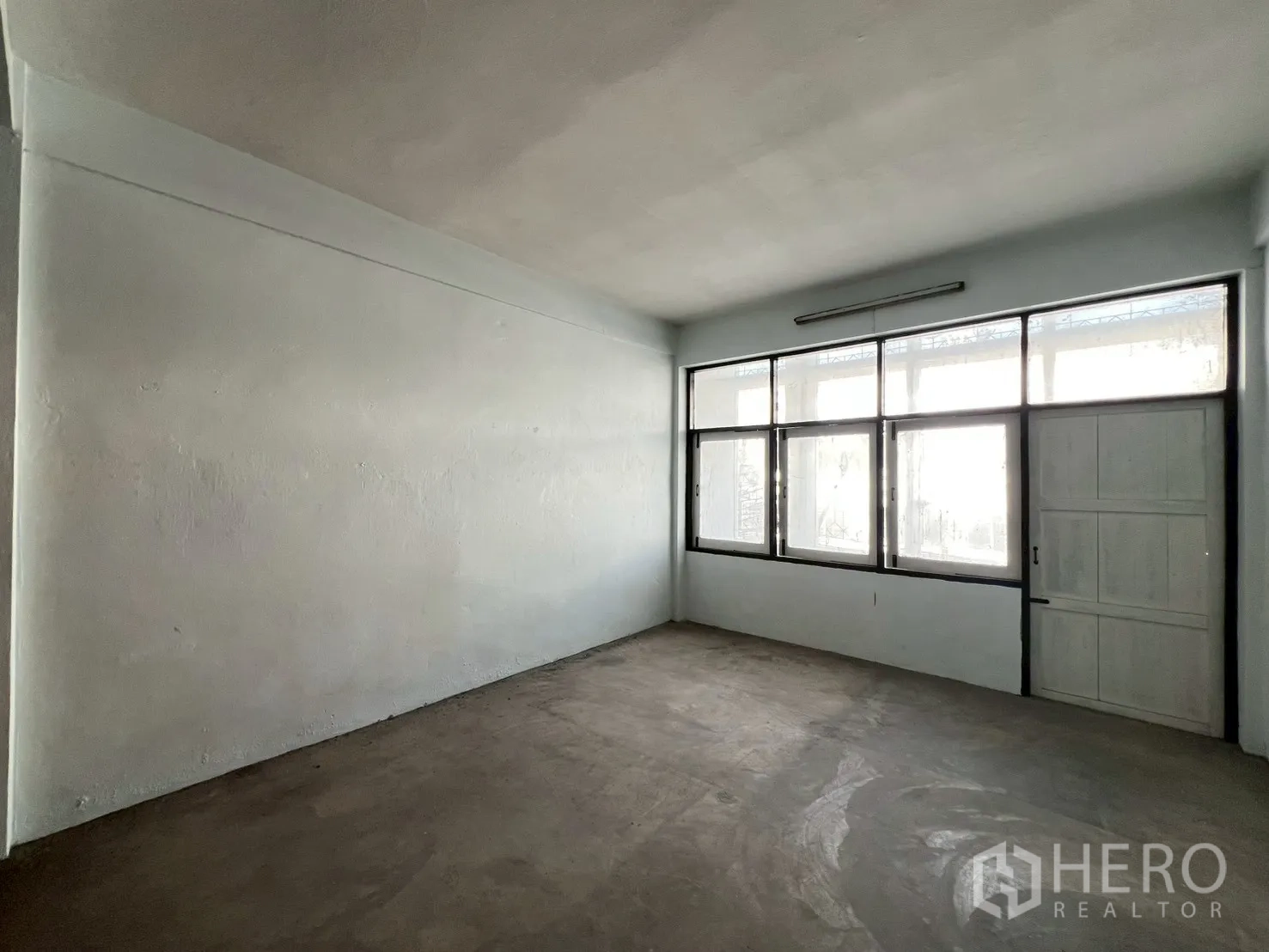Property Image #4 for property BRE26343