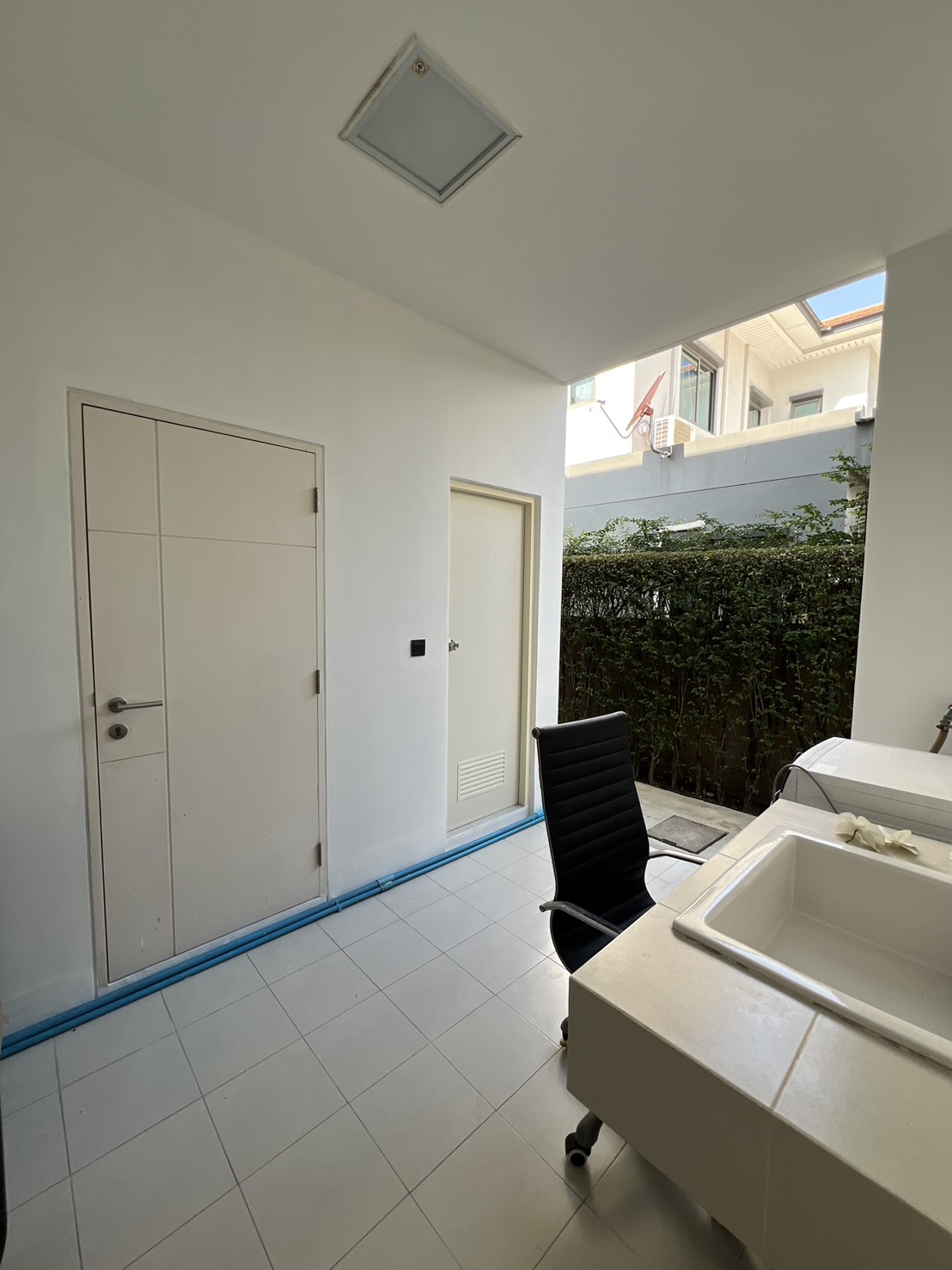 Property Image #22 for property HRE00043