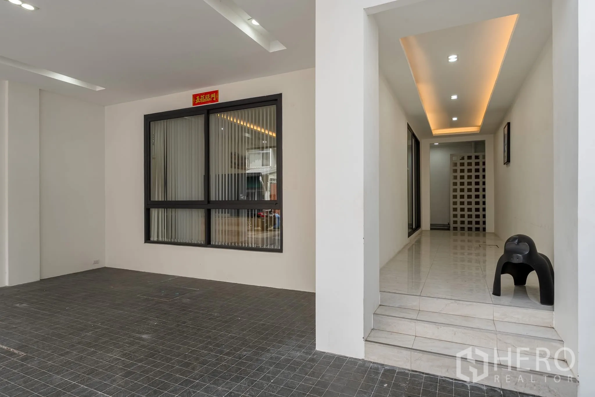 Property Image #21 for property HRE00651