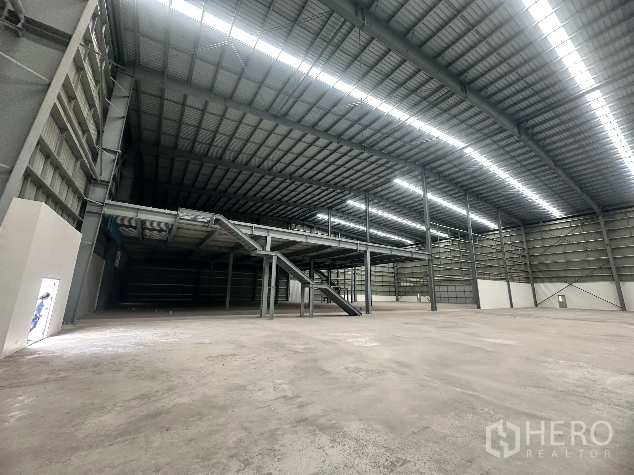 Property Image #2 for property HRE01369