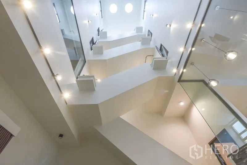 Home Office for rent or sale - Bright multi-level central atrium with contemporary lighting.
