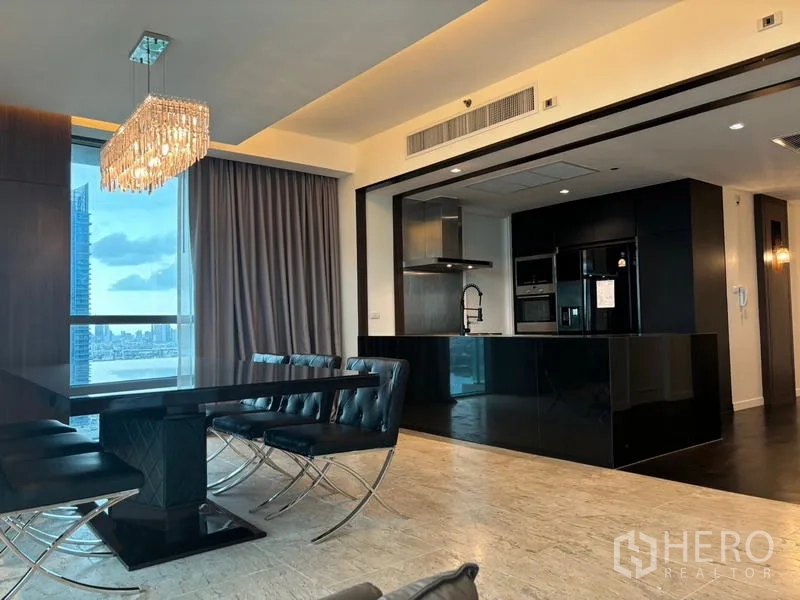 คอนโด ให้เช่า - ห้องทานอาหารเชื่อมครัวโมเดิร์นโทนดำพร้อมไอส์แลนด์ วิวเมือง