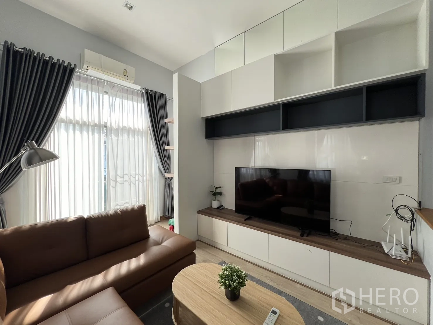 Property Image #44 for property HRE00157