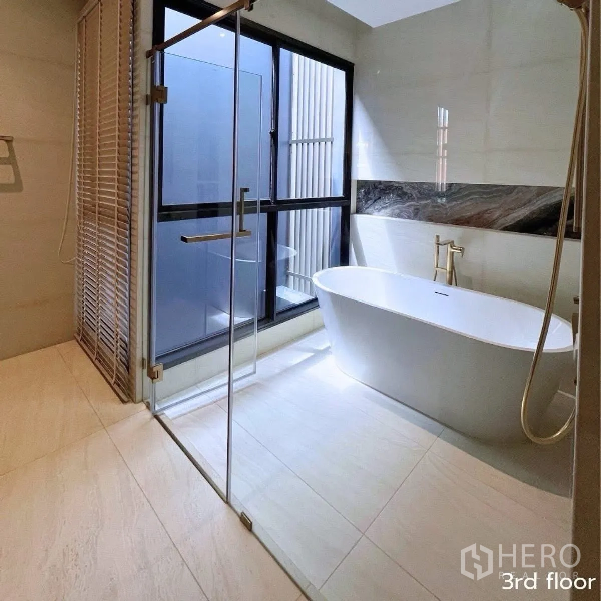 Property Image #11 for property BRE22678