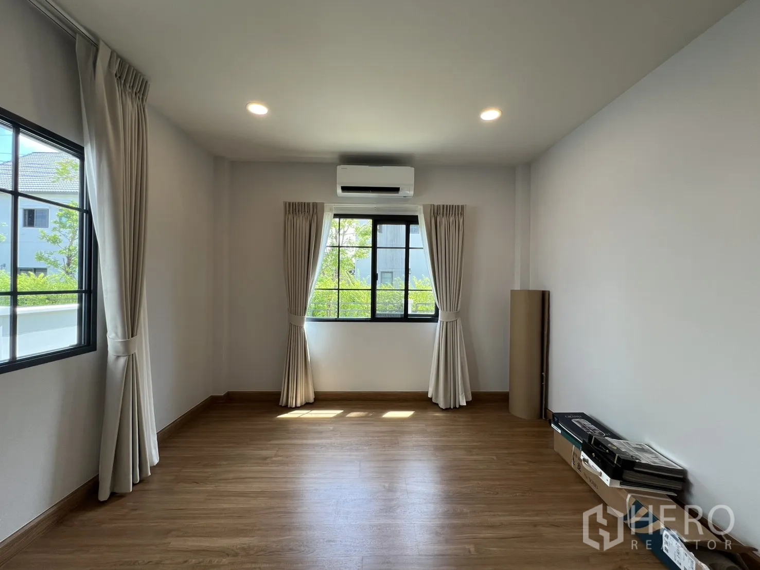 Property Image #34 for property HRE01394