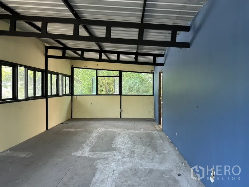 Property Image #5 for property HRE01510