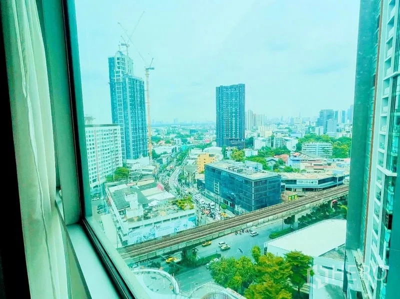 คอนโด ให้เช่า - วิวเมืองชั้นสูงย่านพระโขนงพร้อมแนวรถไฟฟ้าบีทีเอส