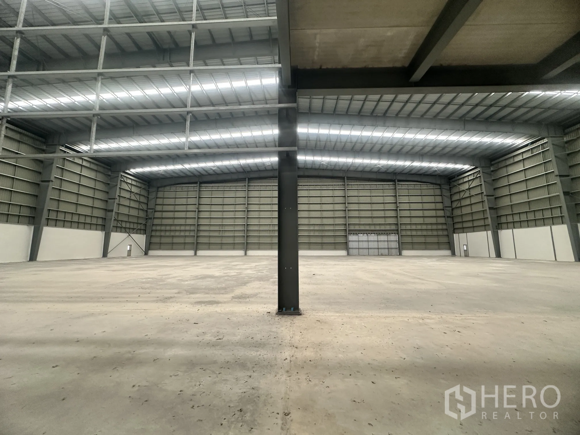 Property Image #5 for property HRE01369