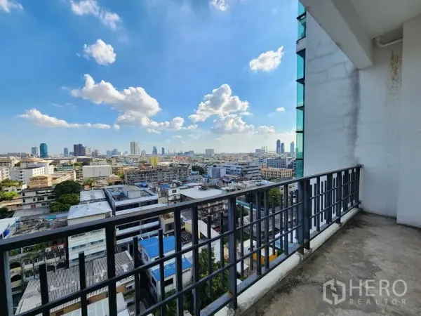Retail Space for rent in Sathon, Bangkok - Private balcony with metal railing overlooking the Bangkok cityscape from a high-floor retail space.