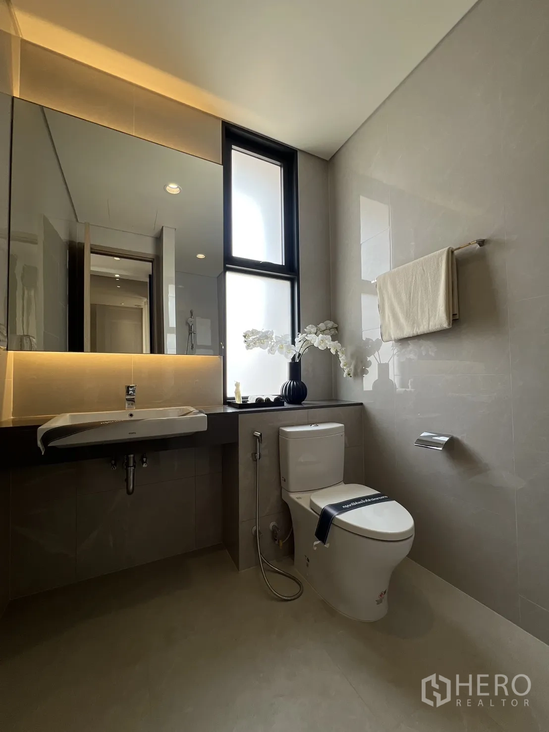 Property Image #45 for property HRE00683