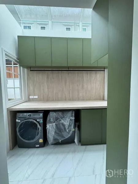บ้าน ให้เช่า - ครัวมุมมองอื่น ประตูกระจกบานเลื่อนและตู้บิลท์อิน