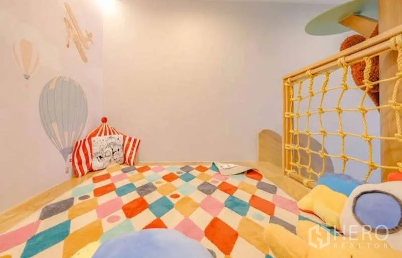 Detached House for rent in Bang Phli, Samut Prakan - Indoor kids’ playroom with colorful carpet and rope play feature.