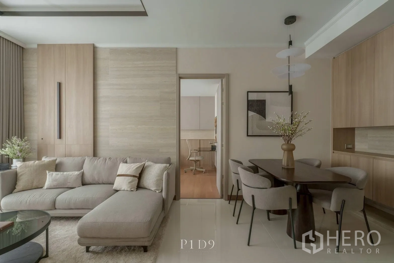 公寓 for rent in Watthana, Bangkok - 开放式客餐厅连接卧室的布局。