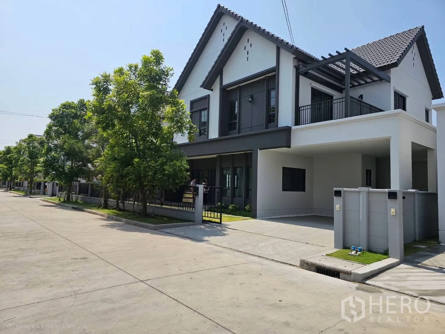 Property Image #27 for property HRE01241
