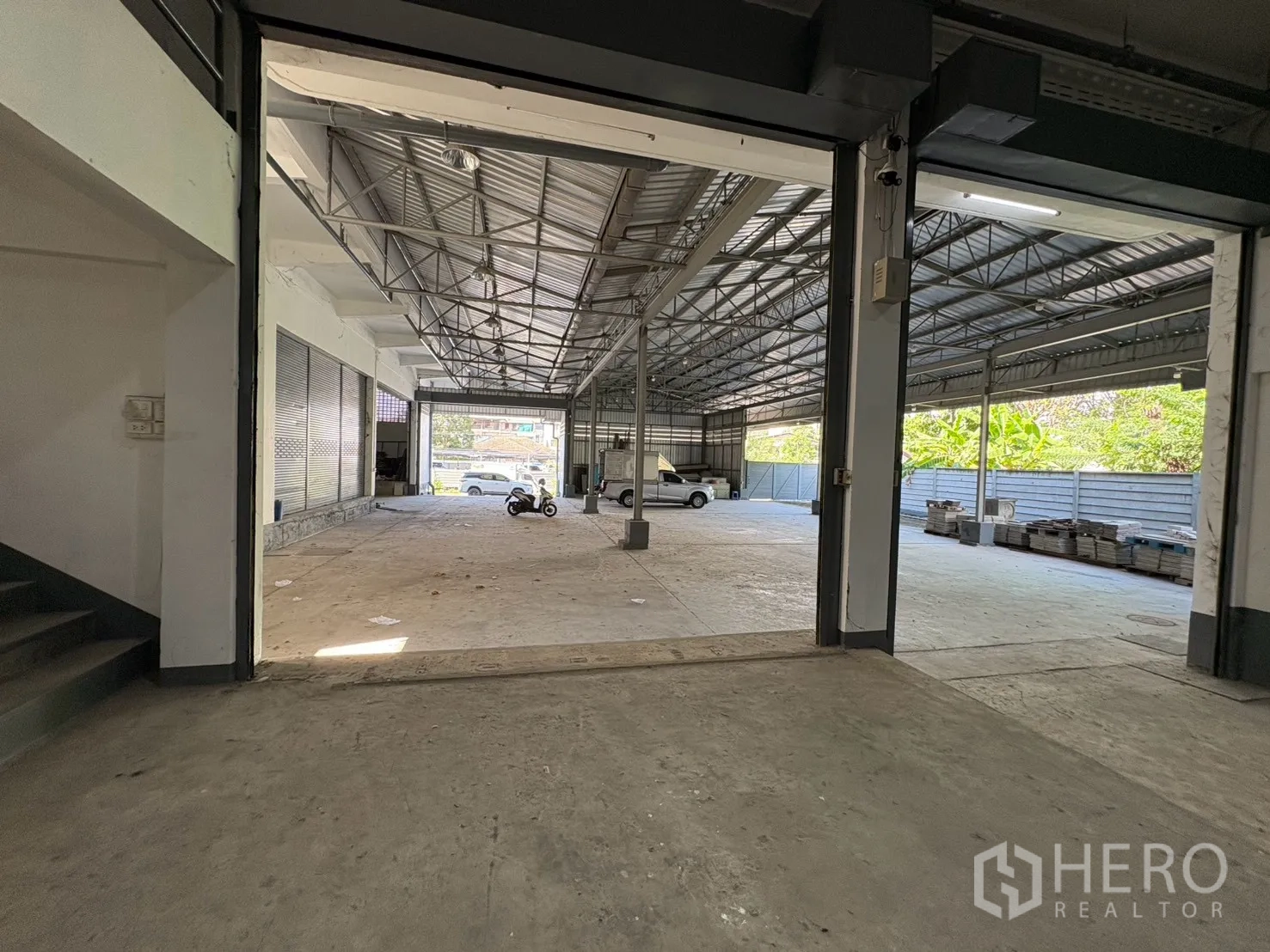 Property Image #22 for property HRE01517