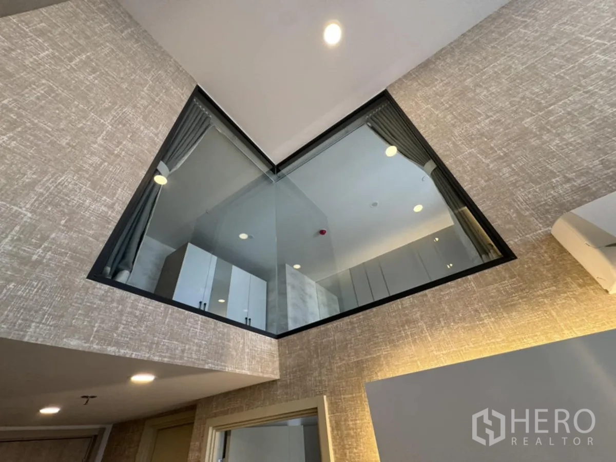 Property Image #2 for property HRE00663